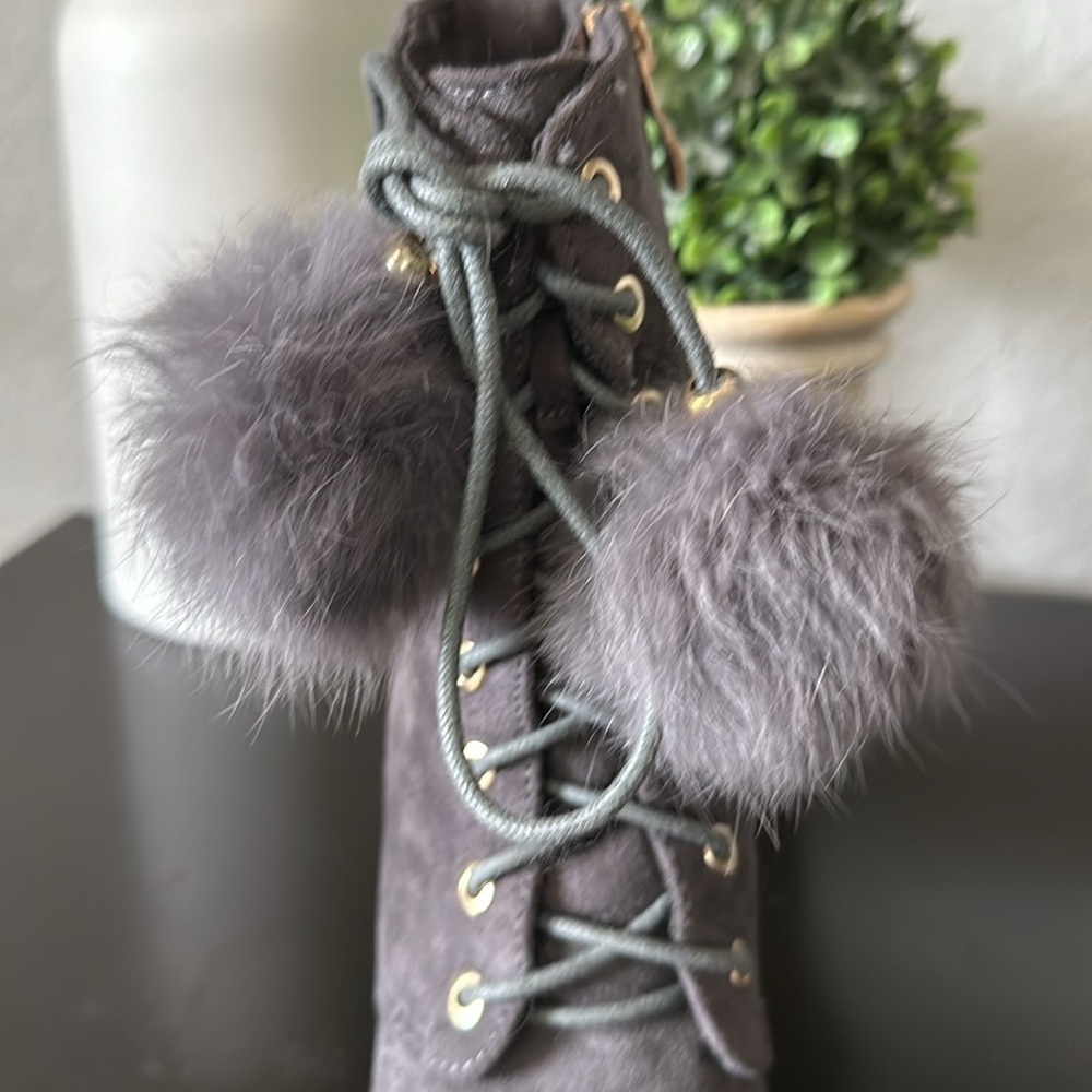 Catherine Malandrino Gray Heeled Booties - Size 6.5 - Picture 5 of 10